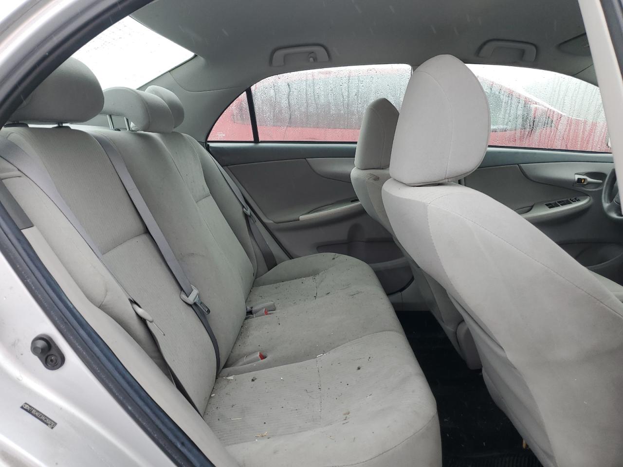 2010 Toyota Corolla - Image 10