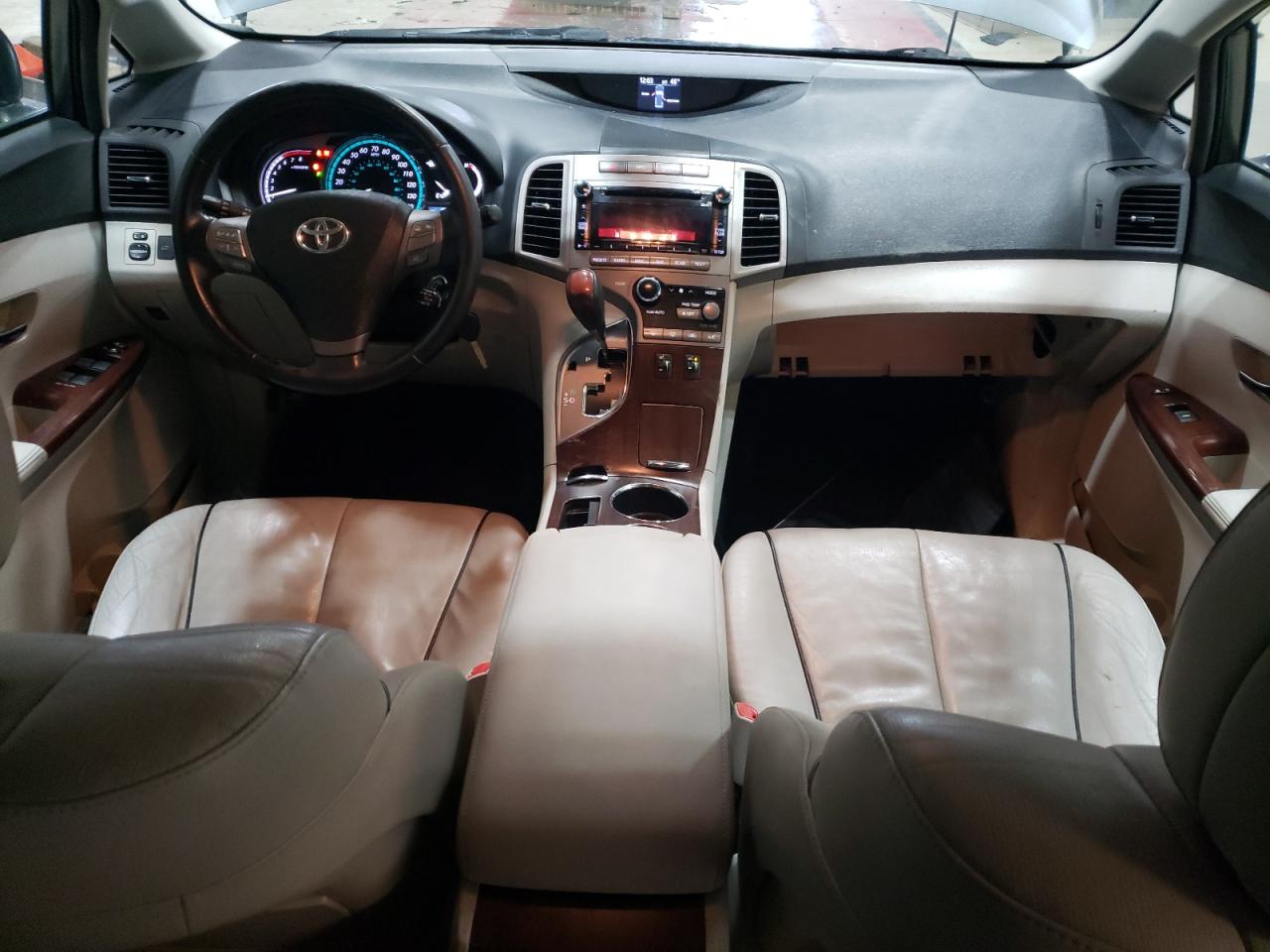 2010 Toyota Venza - Image 8