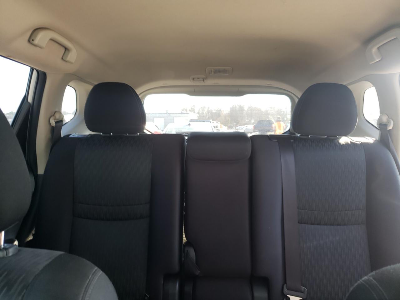 2019 Nissan Rogue - Image 10