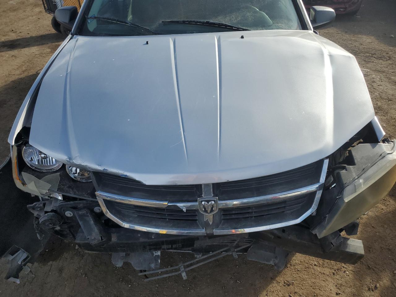 2008 Dodge Avenger - Image 11