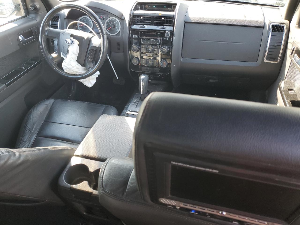 2010 Ford Escape - Image 8