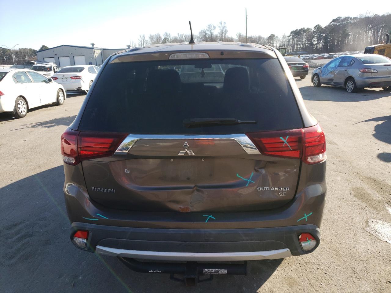 2016 Mitsubishi Outlander - Image 6