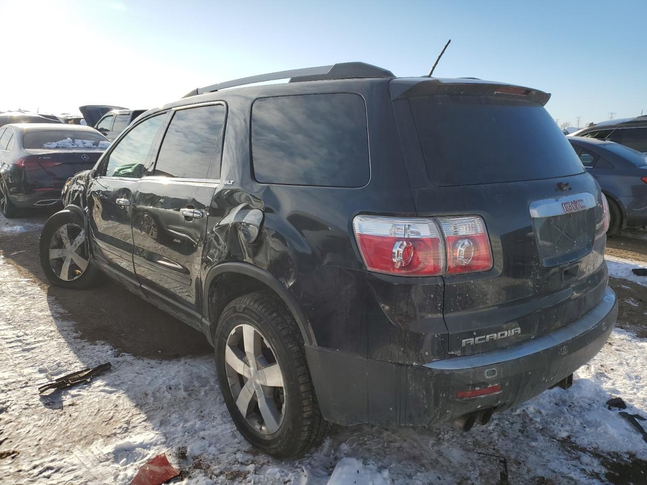 2012 GMC Acadia - Image 2