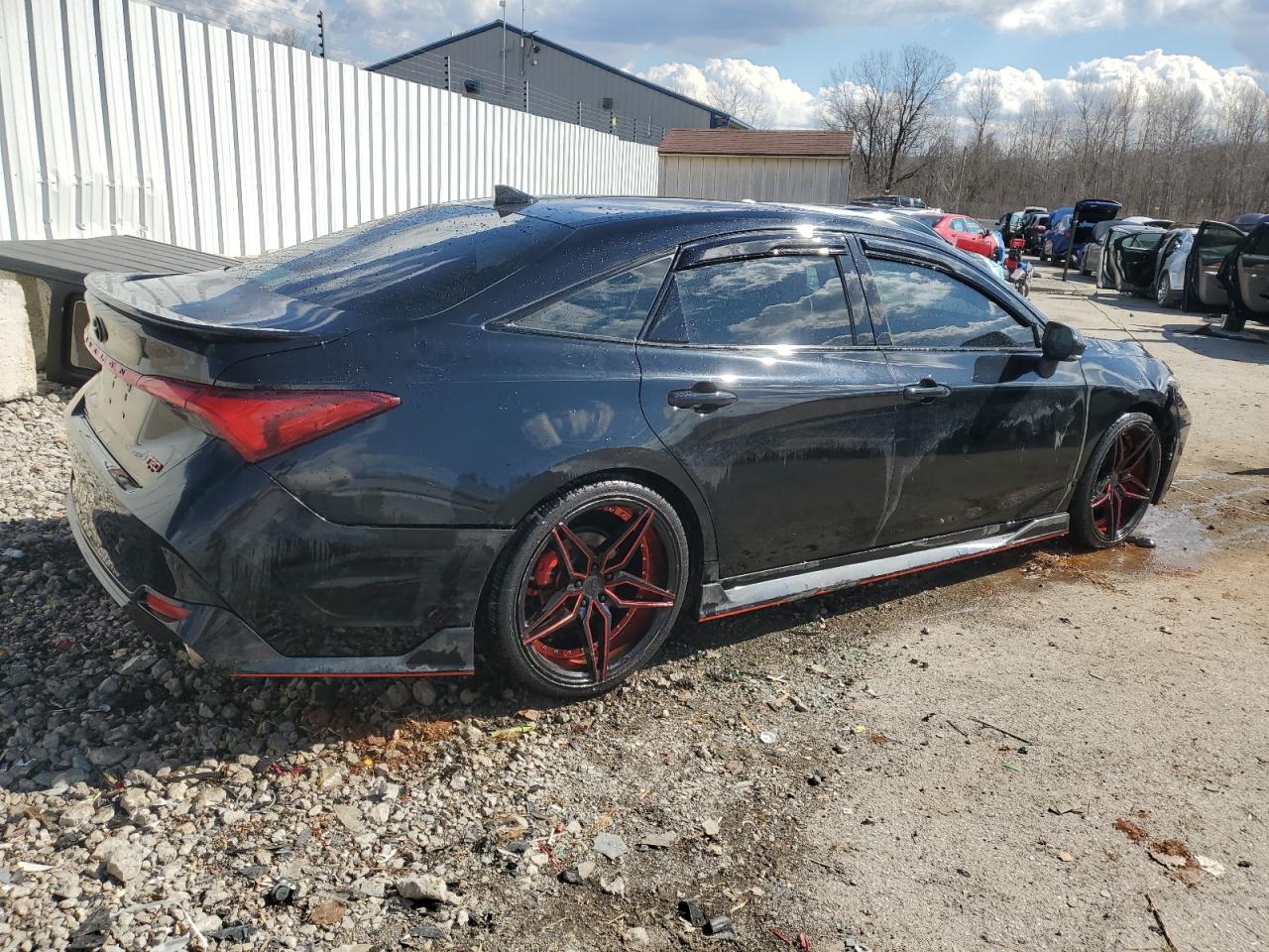 2021 Toyota Avalon - Image 3