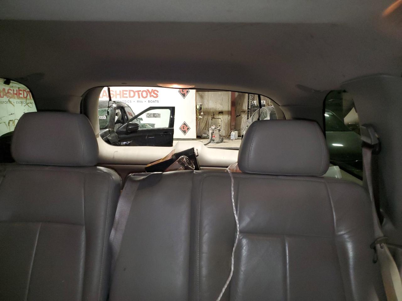 2002 Oldsmobile Bravada - Image 10
