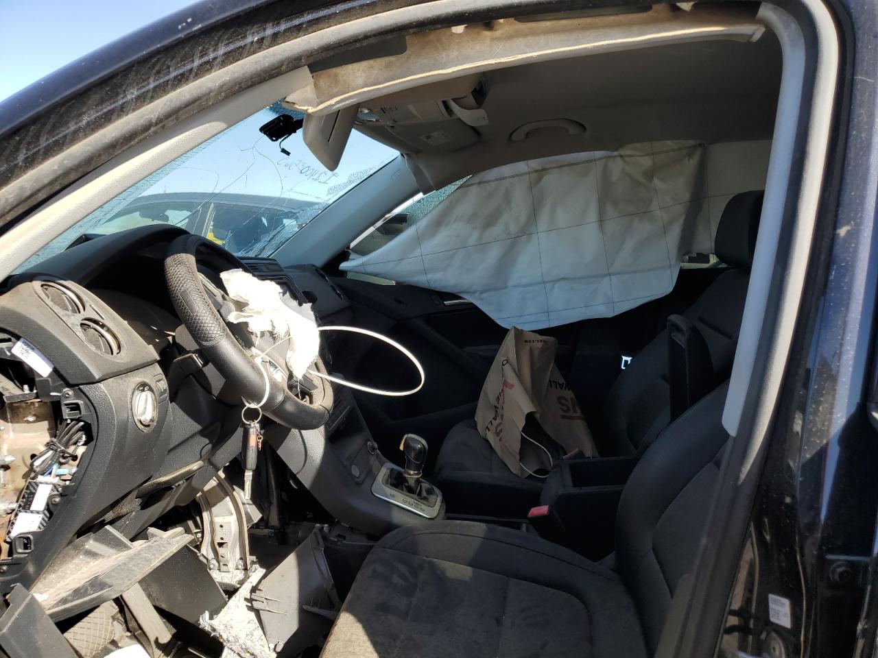 2017 Volkswagen Tiguan - Image 7