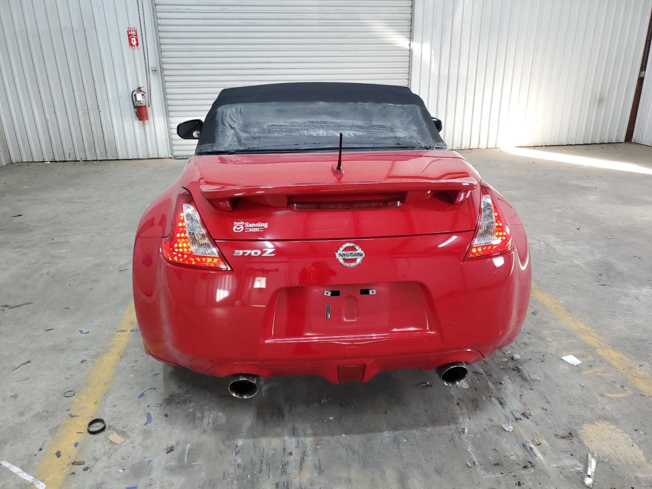 2015 Nissan 370Z - Image 6