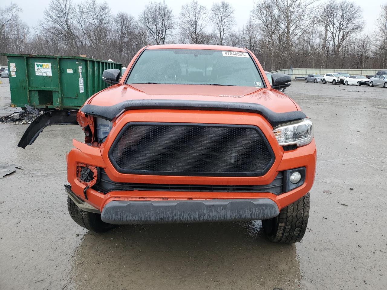 2017 Toyota Tacoma - Image 5