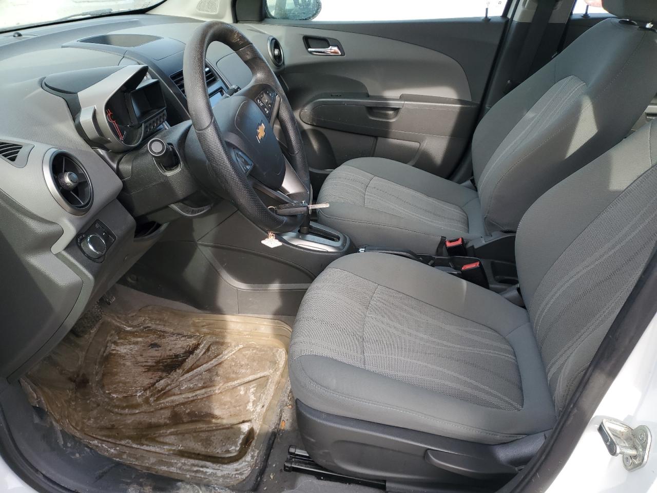 2013 Chevrolet Sonic - Image 7
