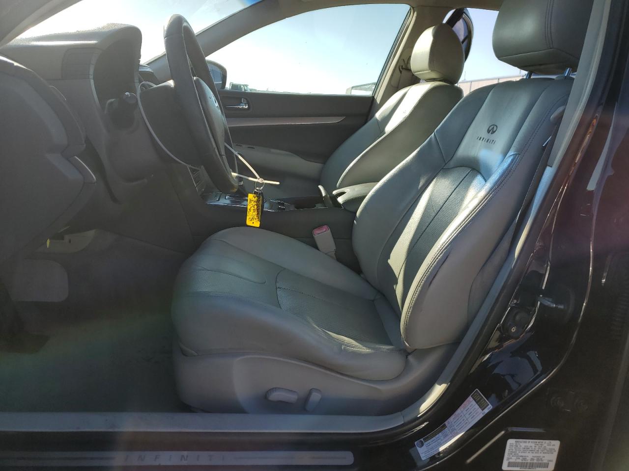 2011 Infiniti G - Image 7