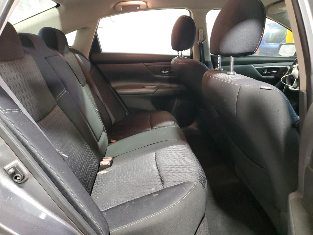 2016 Nissan Altima - Image 10