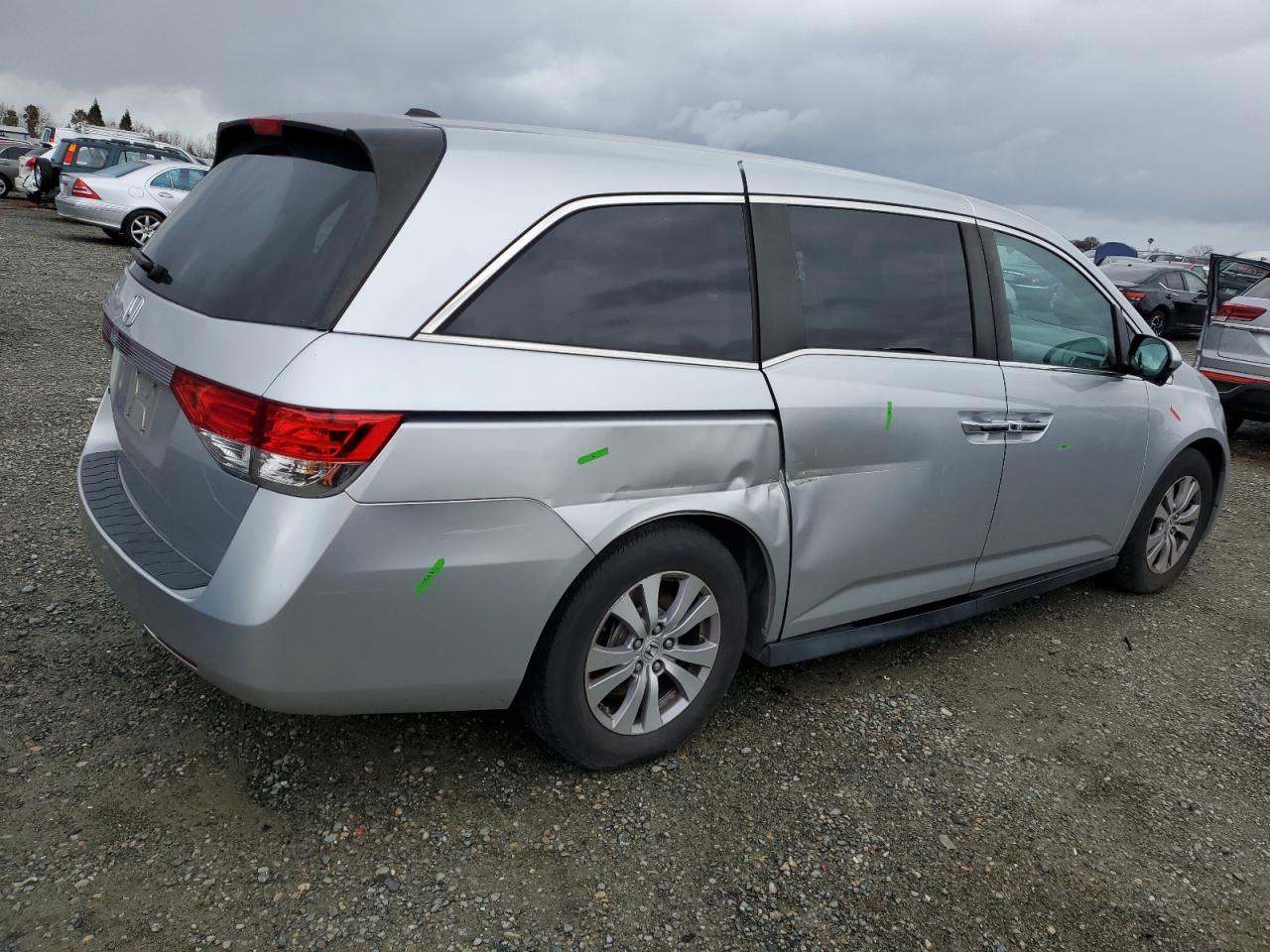 2015 Honda Odyssey - Image 3