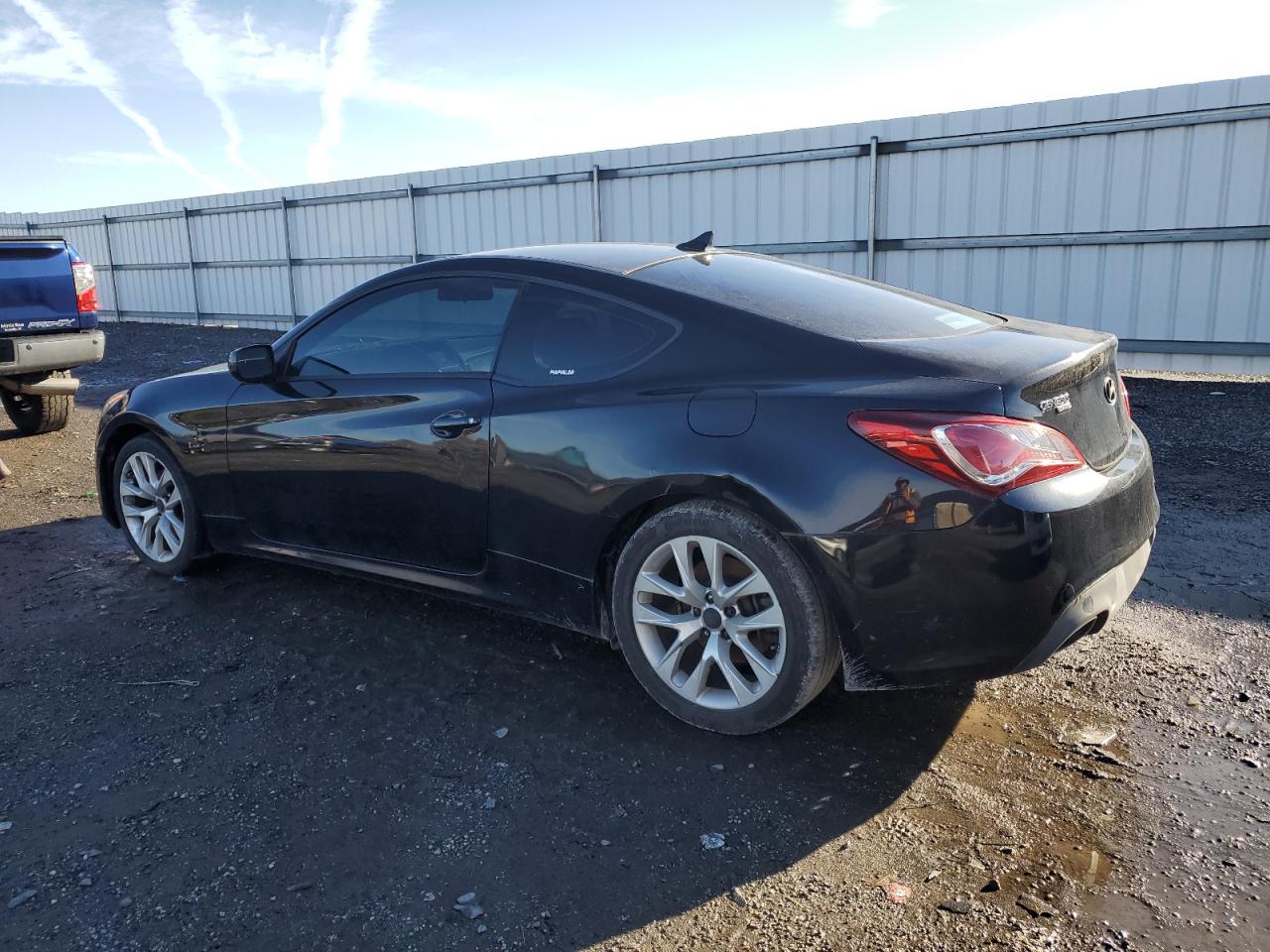 2013 Hyundai Genesis - Image 2