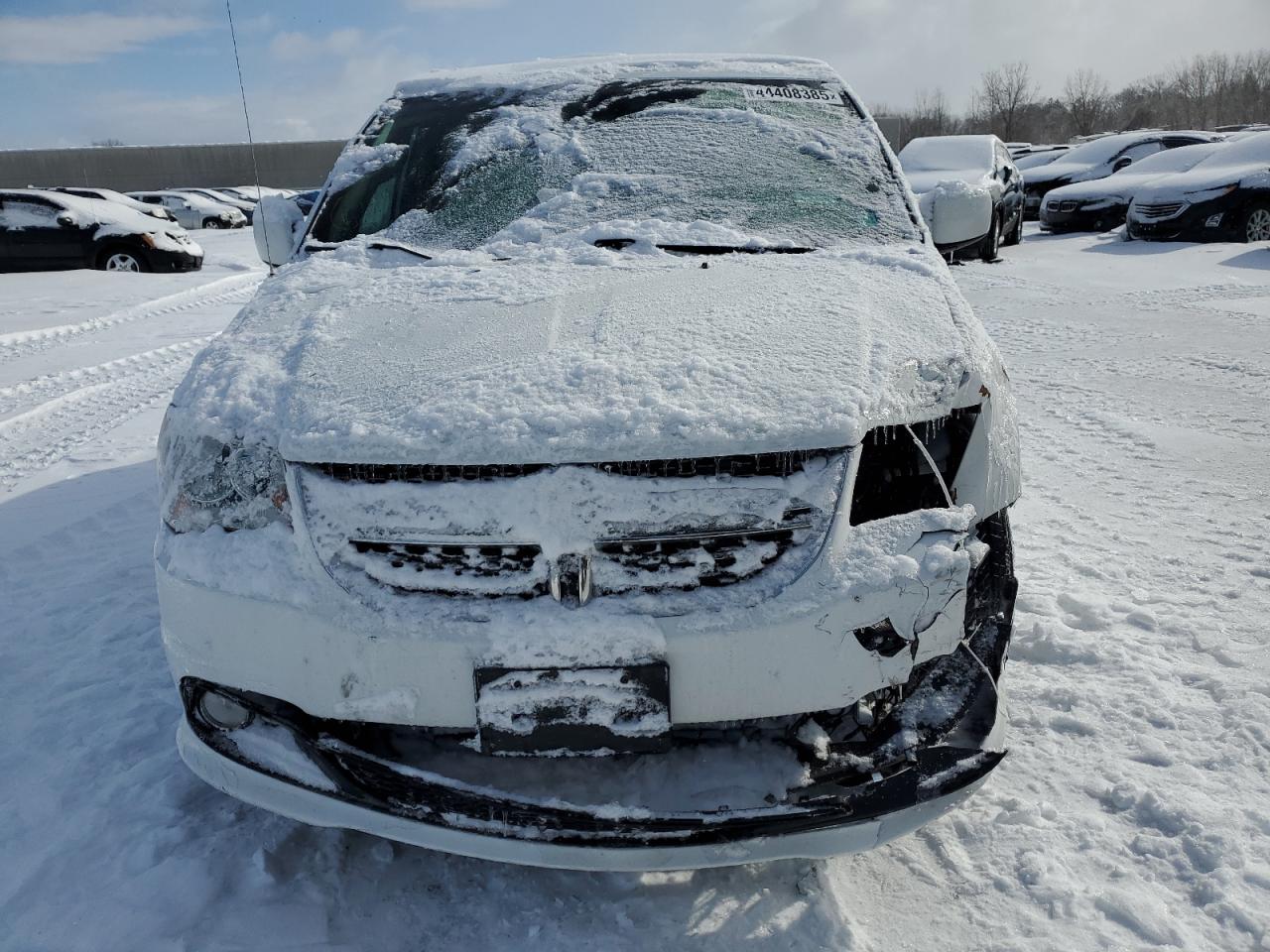 2019 Dodge Caravan - Image 5