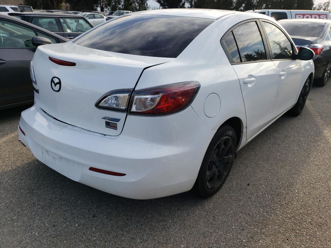 2013 Mazda 3 - Image 3