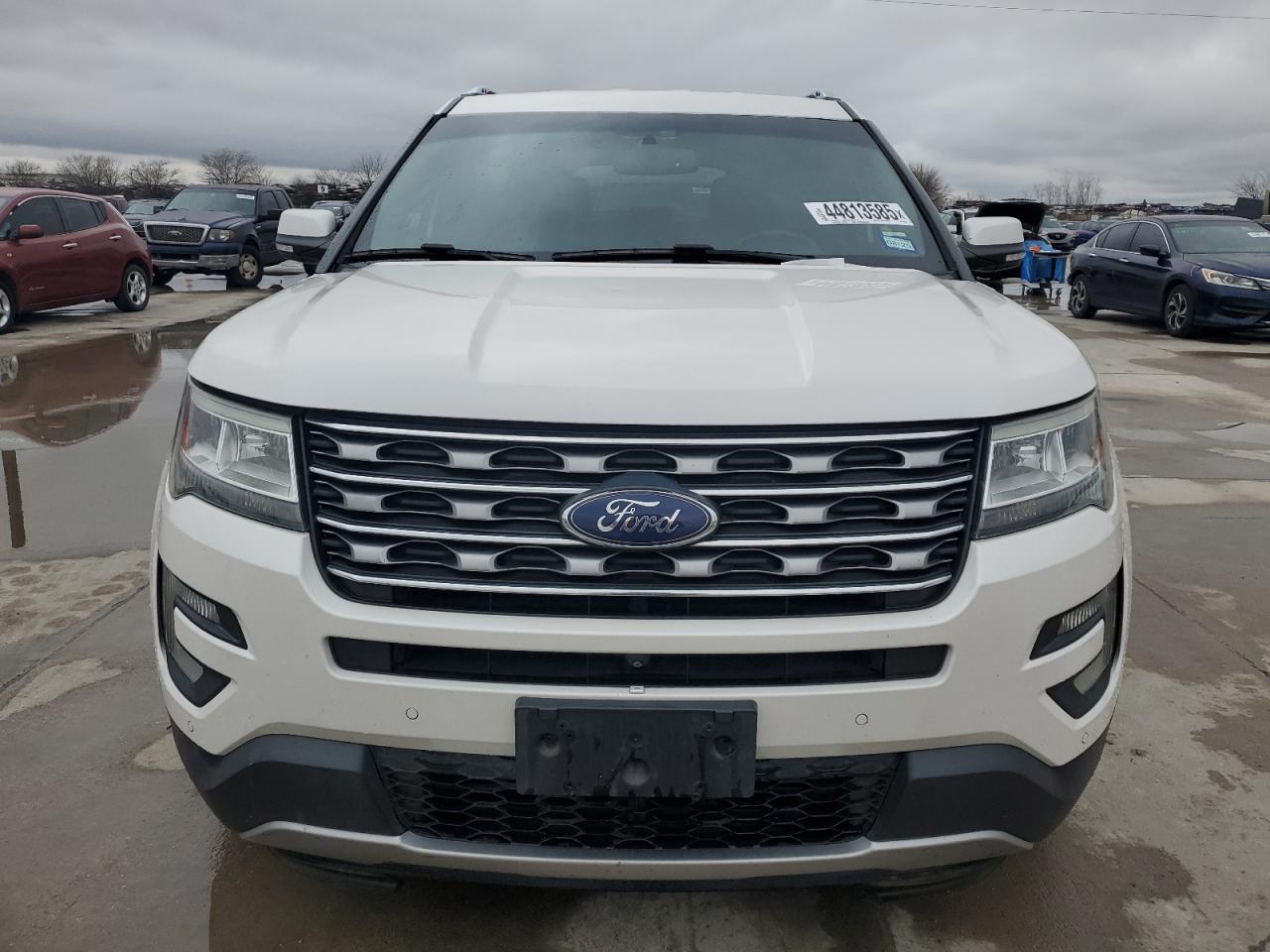 2017 Ford Explorer - Image 5