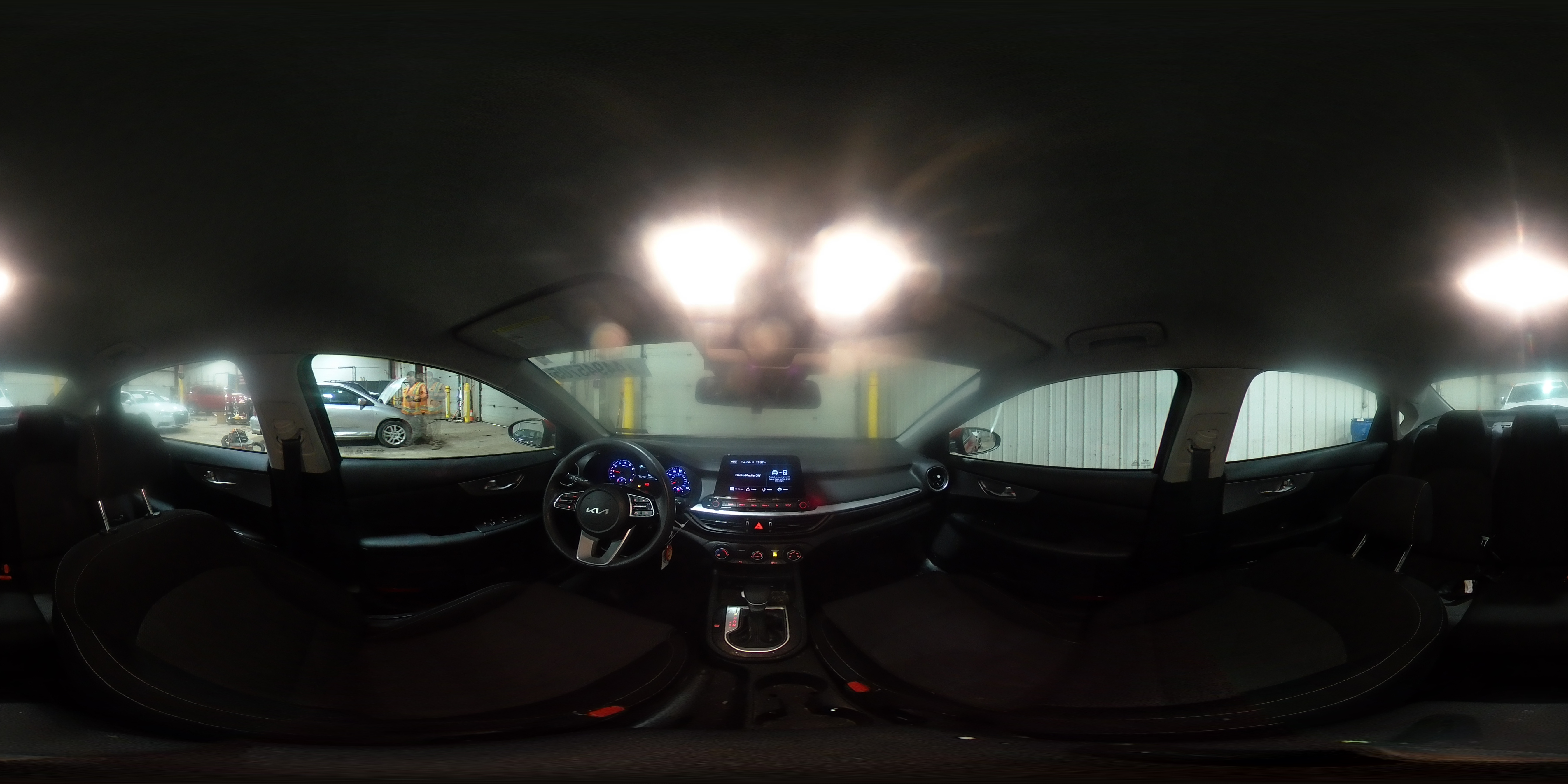 2023 Kia Forte - Image 14