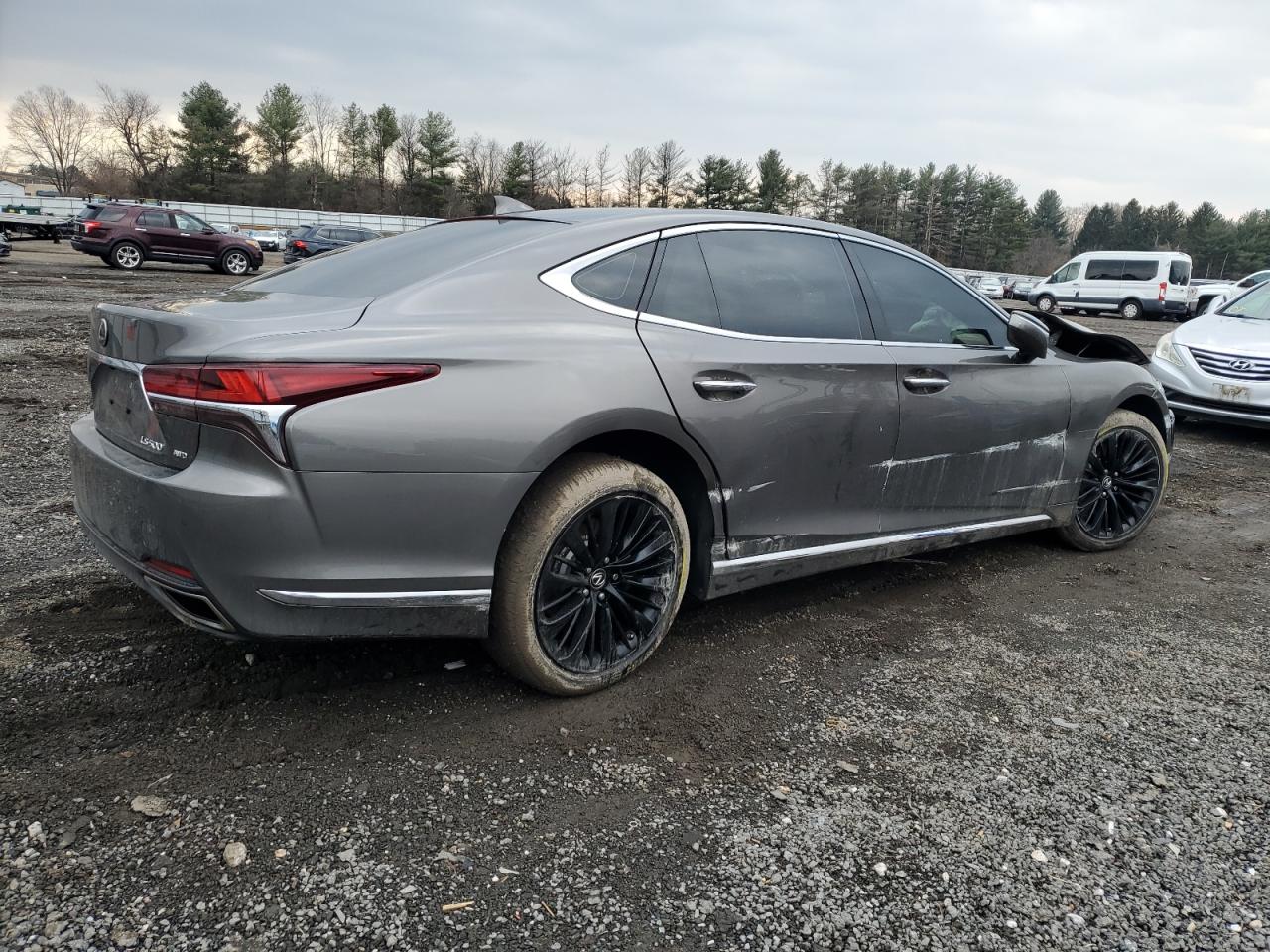 2018 Lexus LS - Image 3