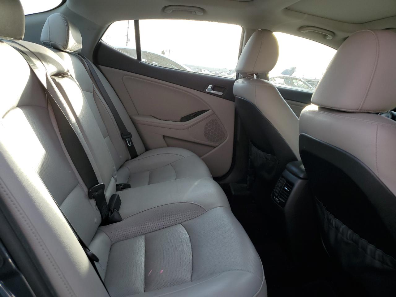 2015 Kia Optima - Image 10