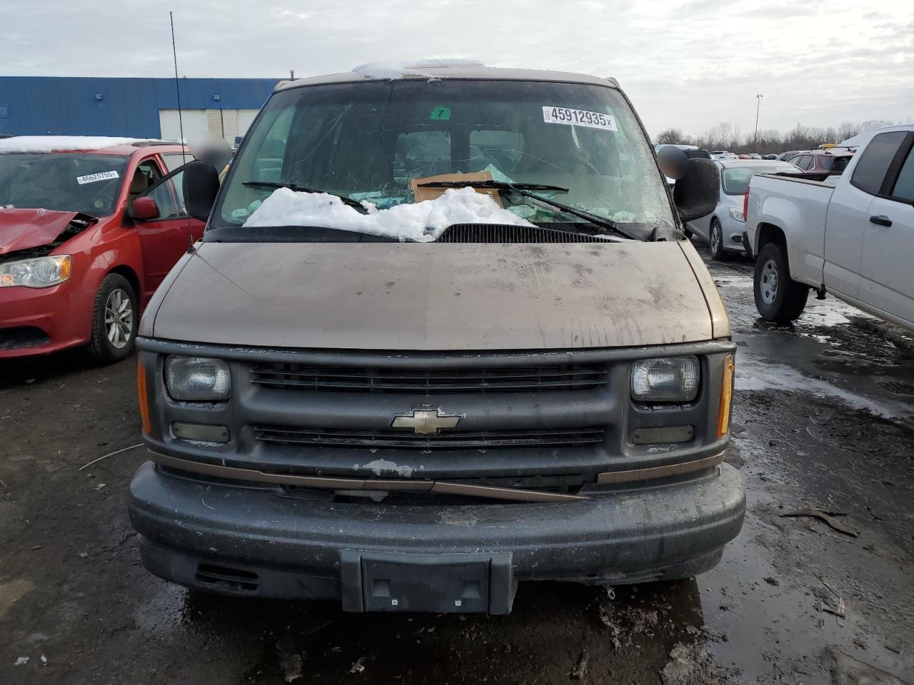 2002 Chevrolet Express - Image 5
