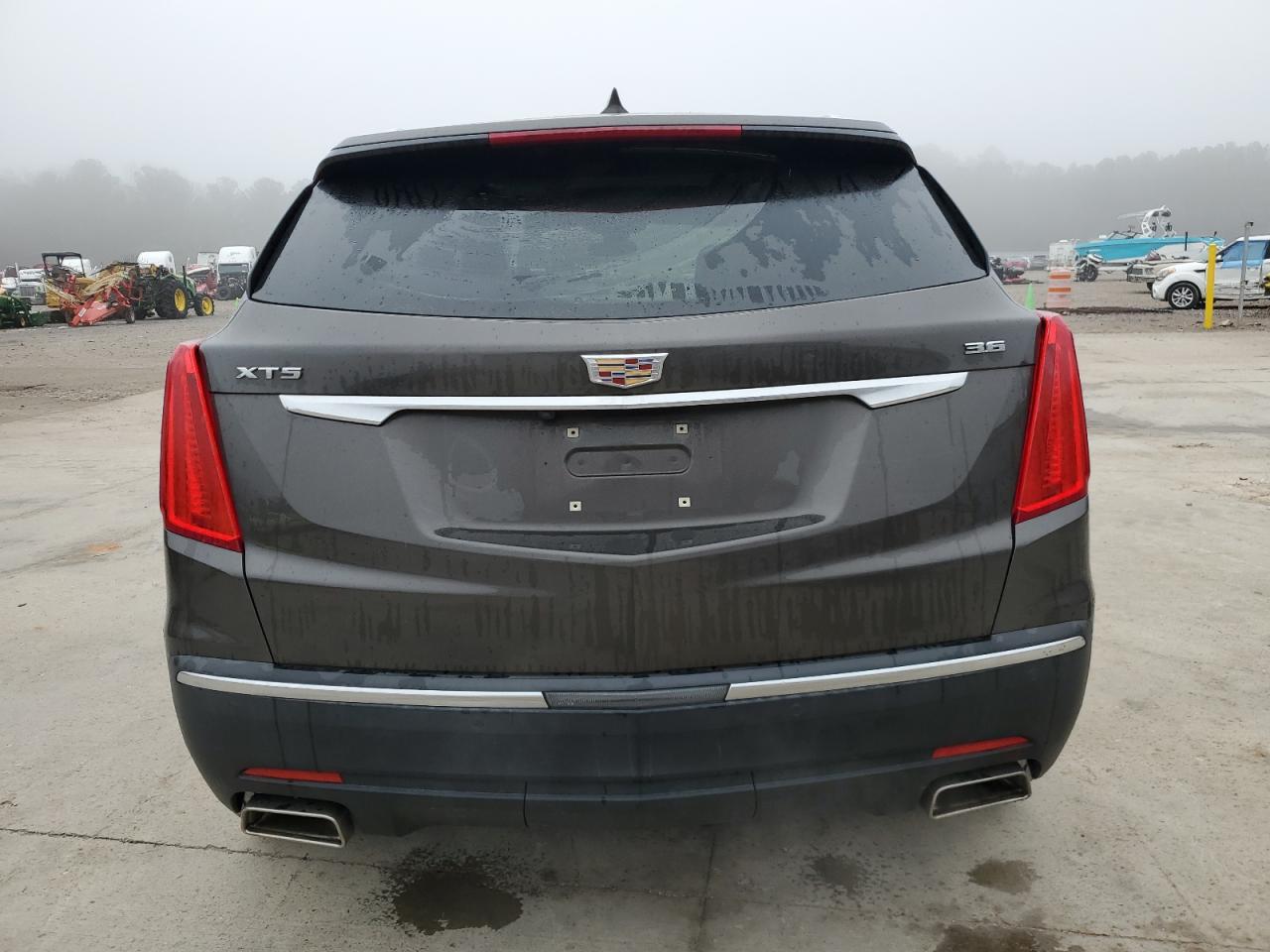 2019 Cadillac XT5 - Image 6