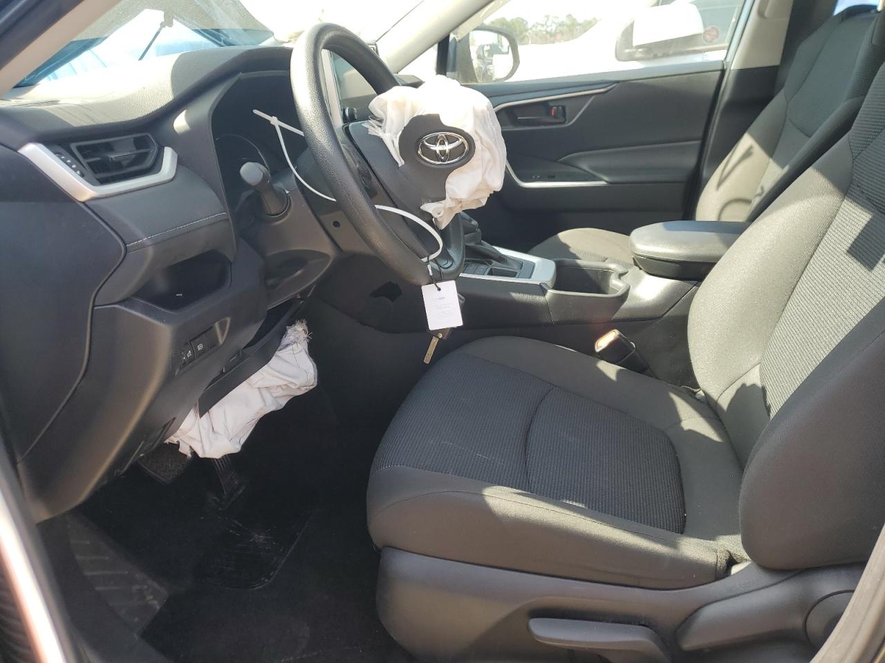 2024 Toyota RAV 4 - Image 7