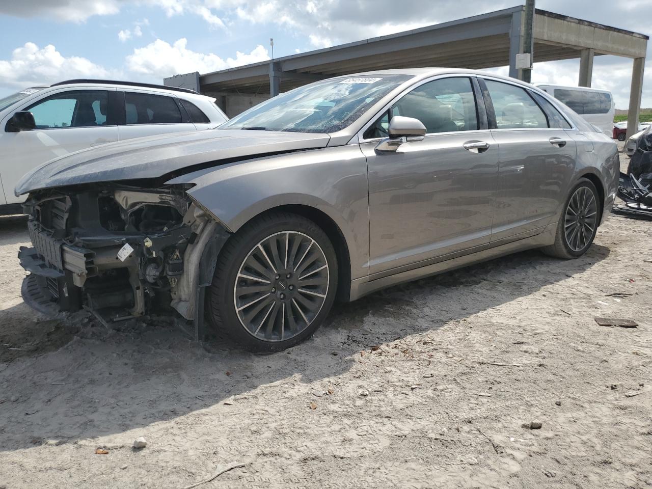 2016 Lincoln MKZ - Image 1
