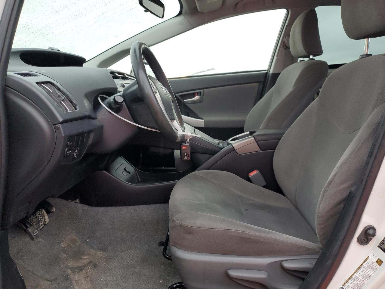 2015 Toyota Prius - Image 7