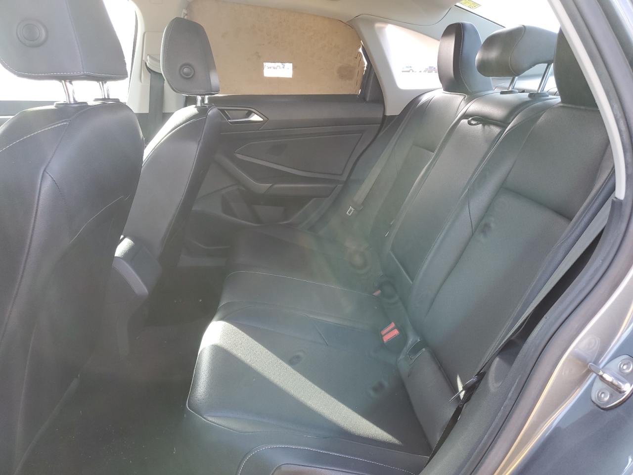 2019 Volkswagen Jetta - Image 10