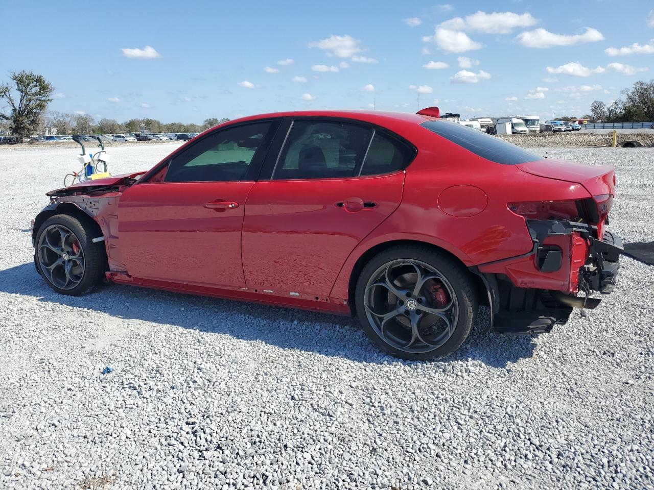 2017 Alfa Romeo Giulia - Image 2
