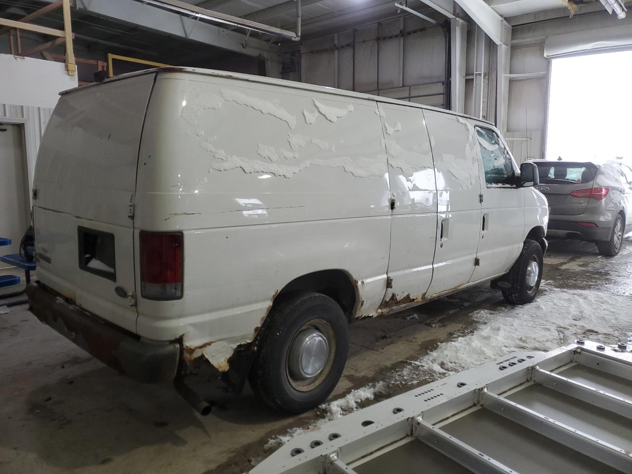 2006 Ford Econoline - Image 3