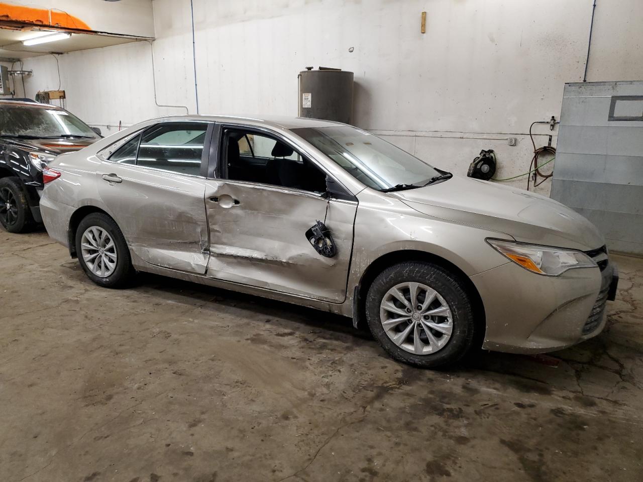 2015 Toyota Camry - Image 4