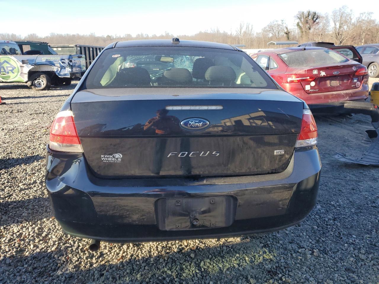 2010 Ford Focus - Image 6