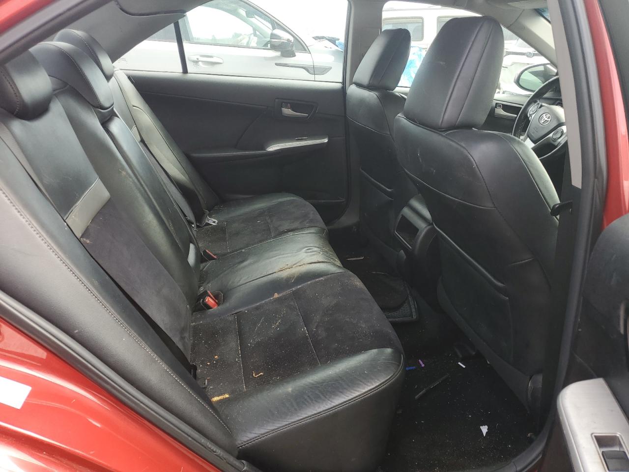2012 Toyota Camry - Image 10