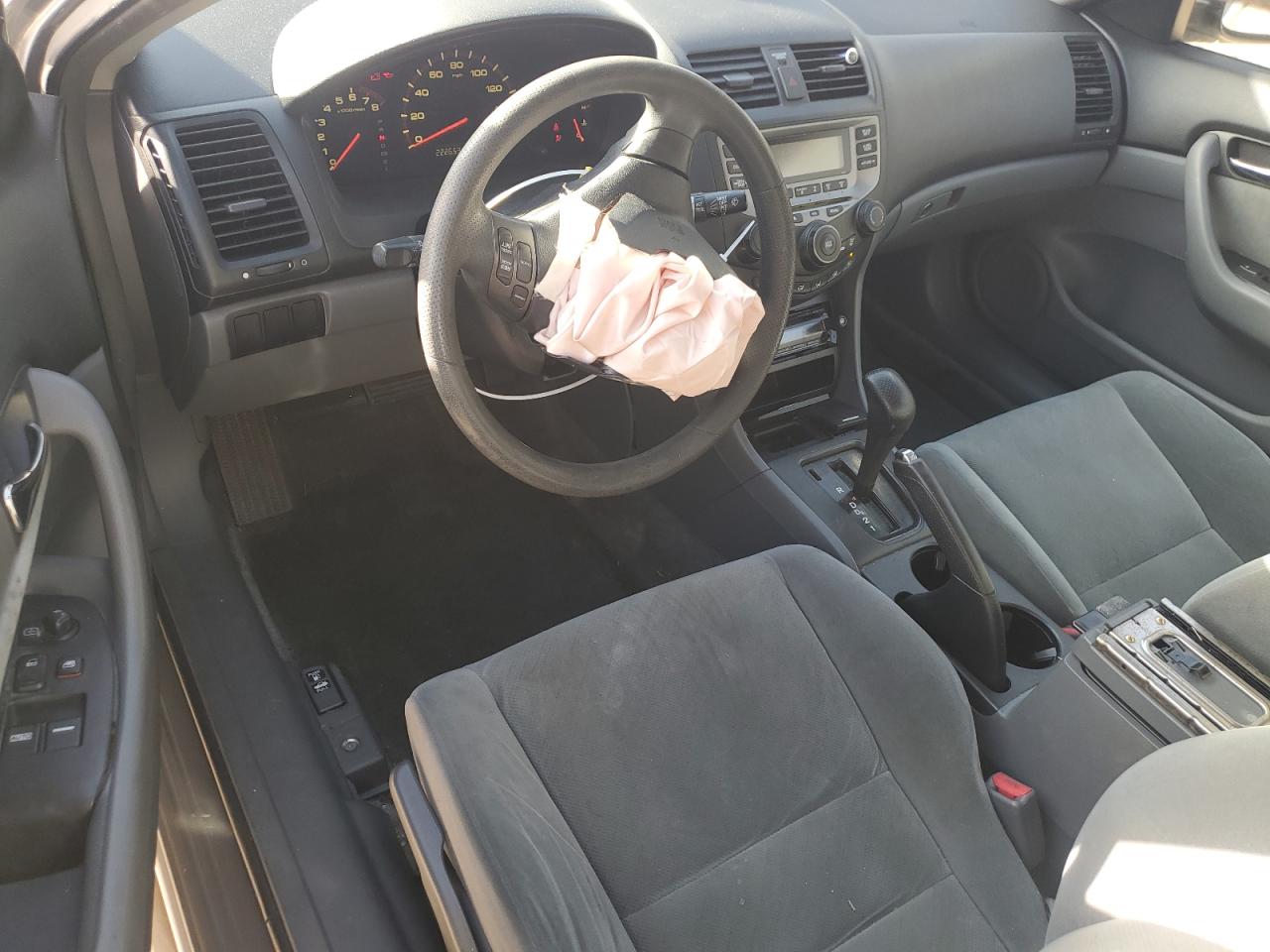 2006 Honda Accord - Image 8