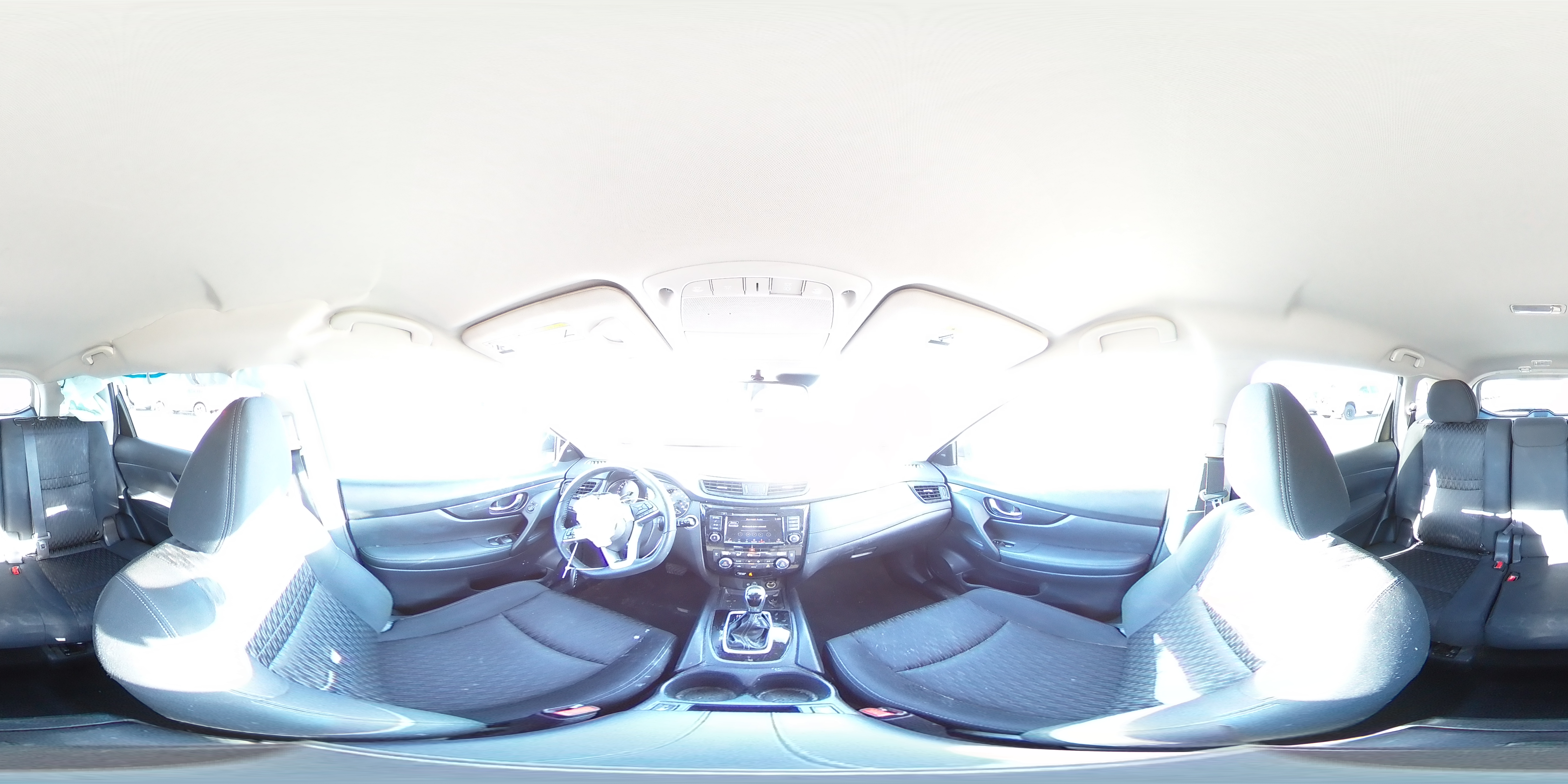 2019 Nissan Rogue - Image 15
