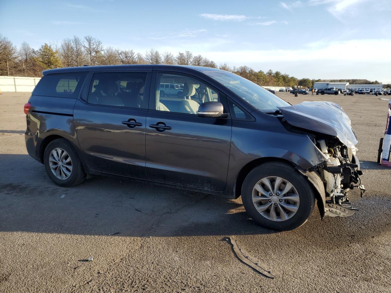 2019 Kia Sedona - Image 4