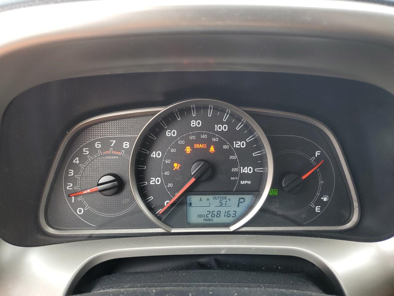 2015 Toyota RAV 4 - Image 9