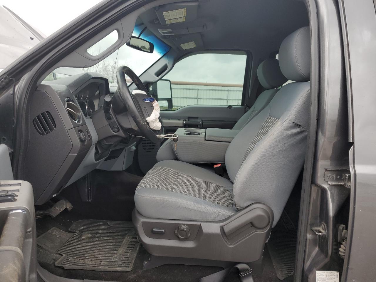 2015 Ford F250 - Image 7