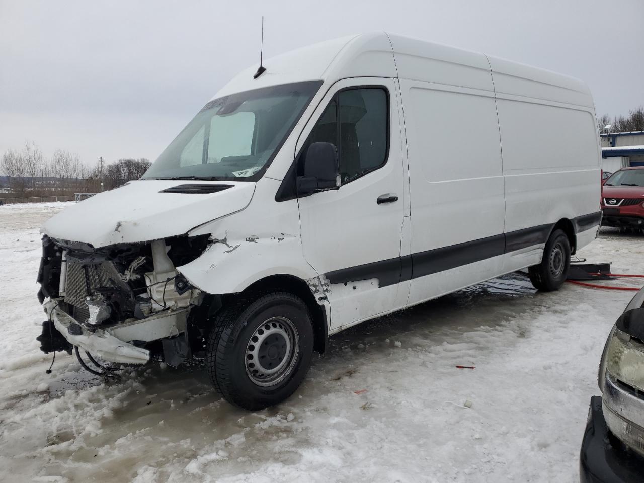 2021 Freightliner Sprinter 2500 للبيع في Wayland، MI - Front End