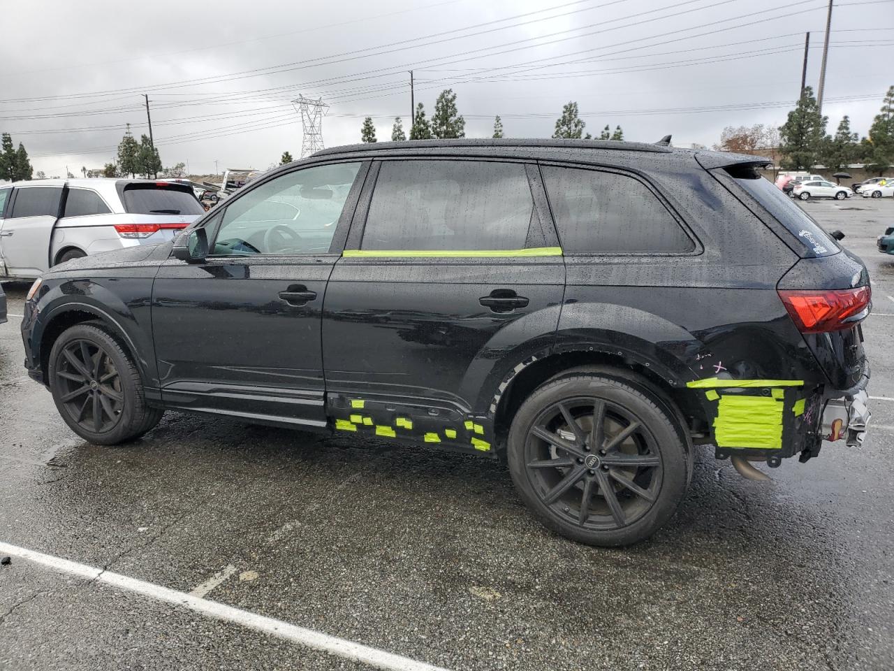 2022 Audi Q7 - Image 2