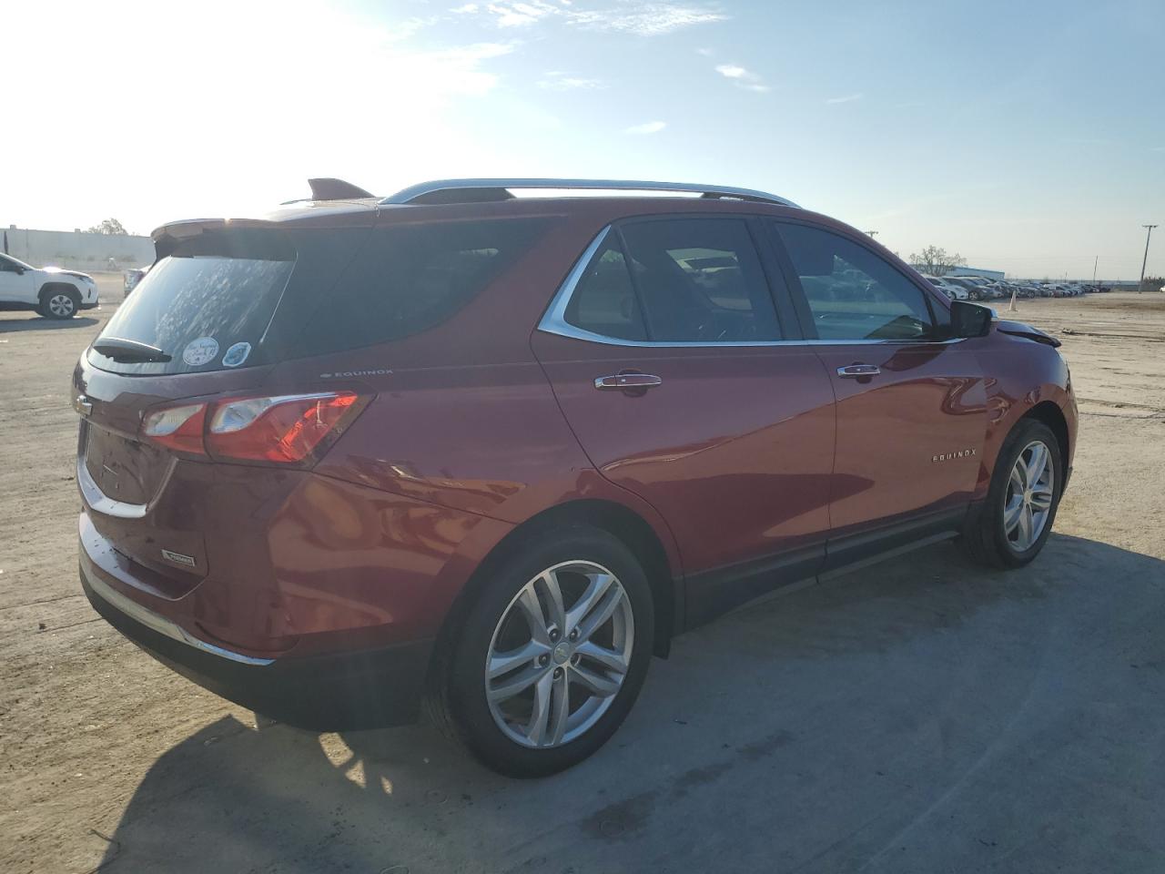 2018 Chevrolet Equinox - Image 3