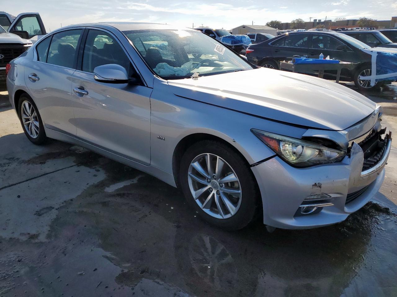 2017 Infiniti Q50 - Image 4