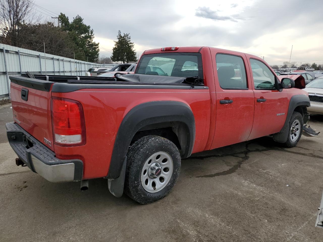 2010 GMC Sierra - Image 3