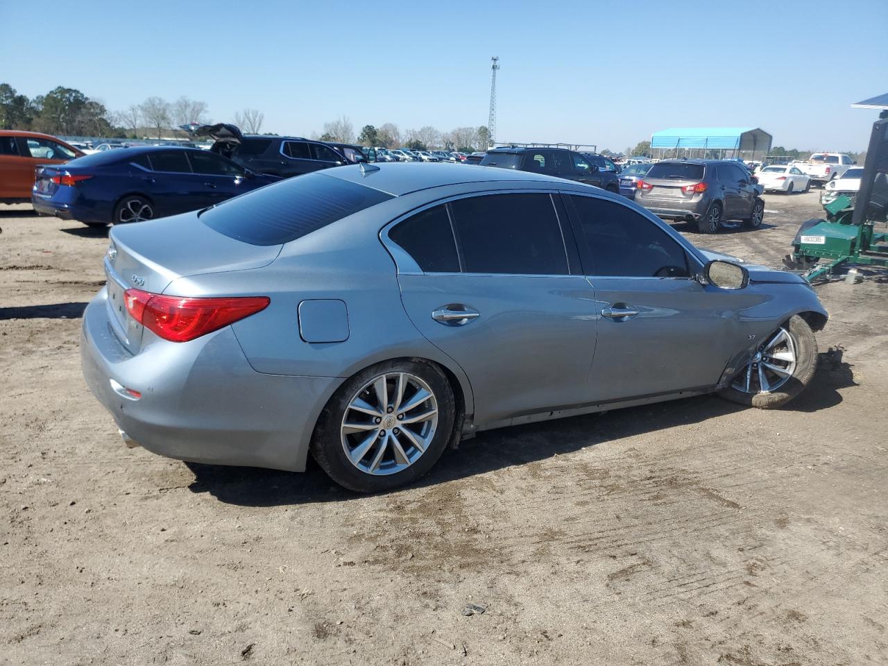 2014 Infiniti Q50 - Image 3