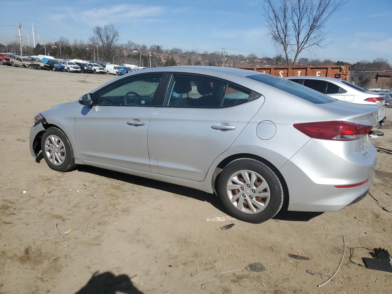 2018 Hyundai Elantra - Image 2