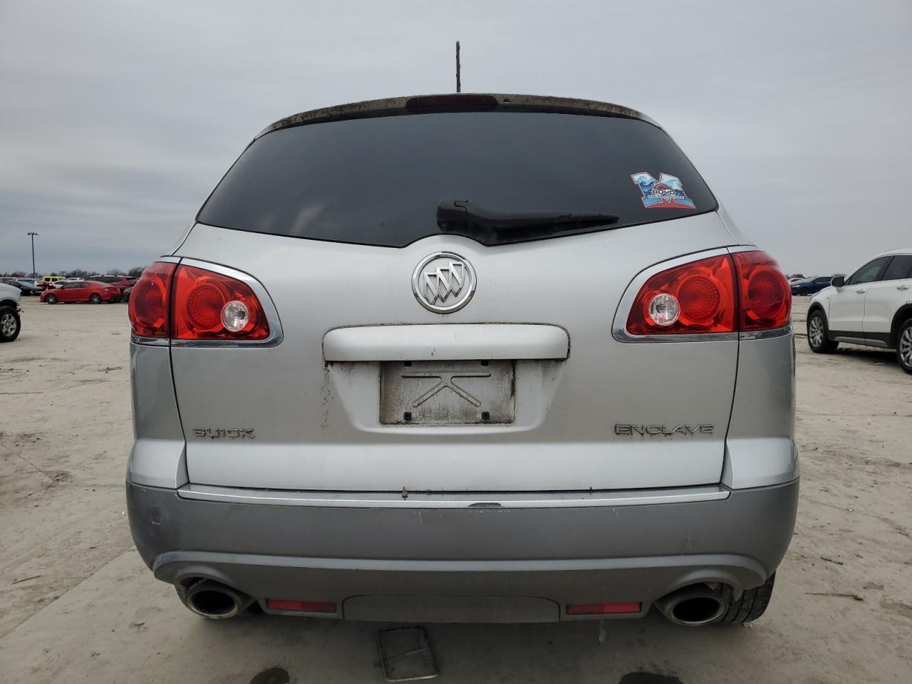 2010 Buick Enclave - Image 6