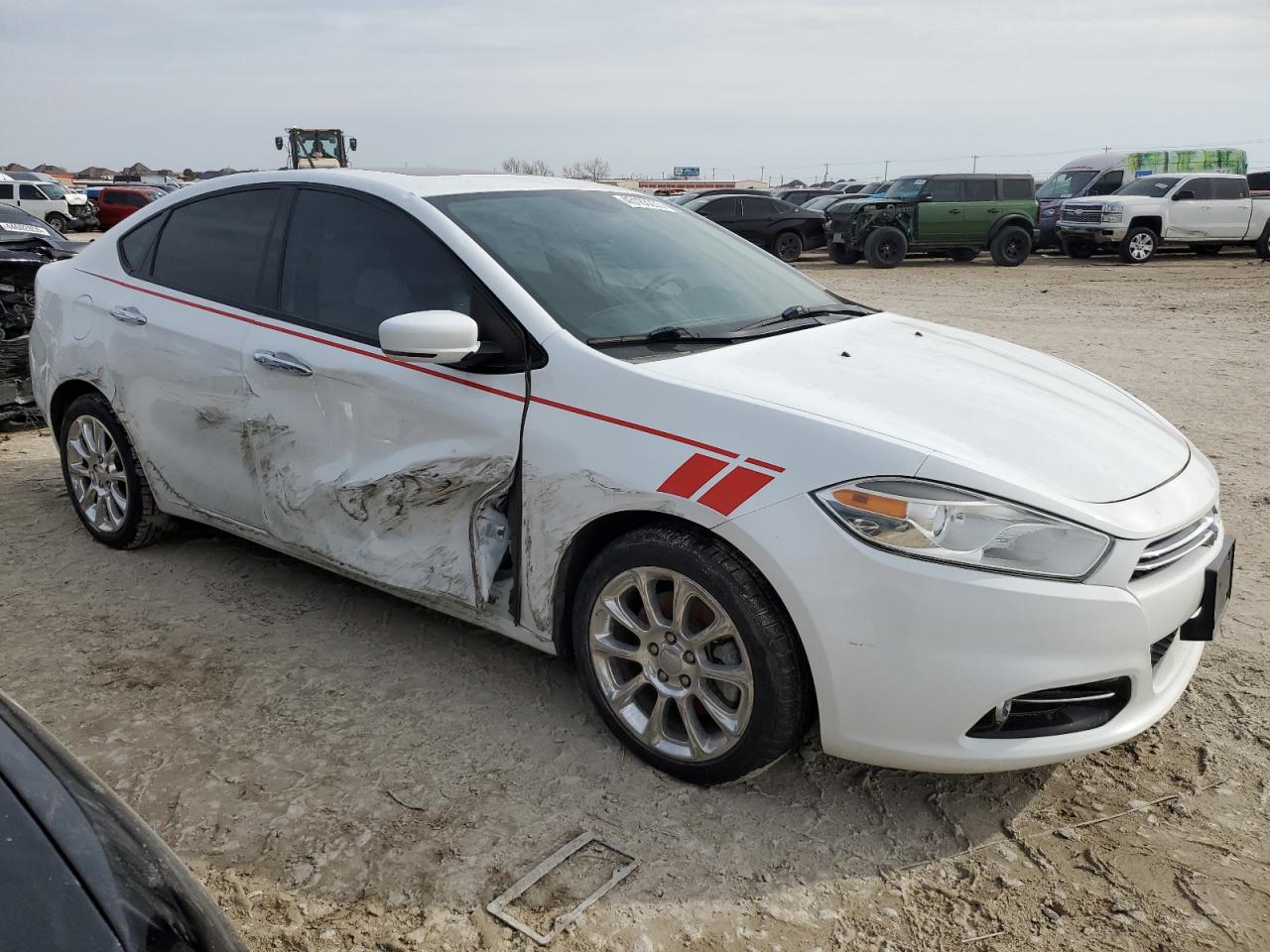 2016 Dodge Dart - Image 4