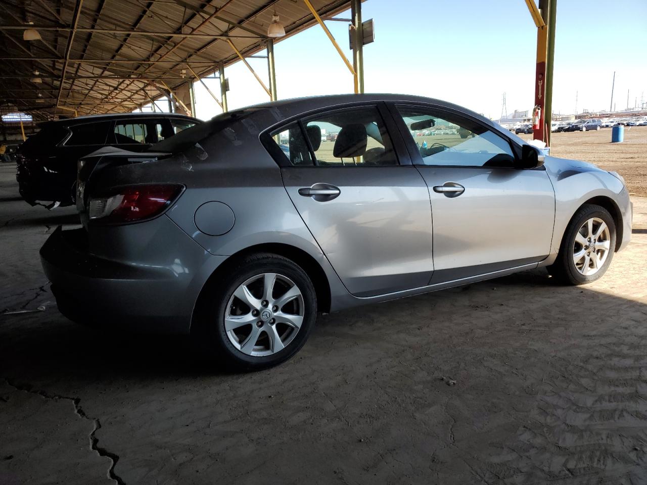 2010 Mazda 3 - Image 3
