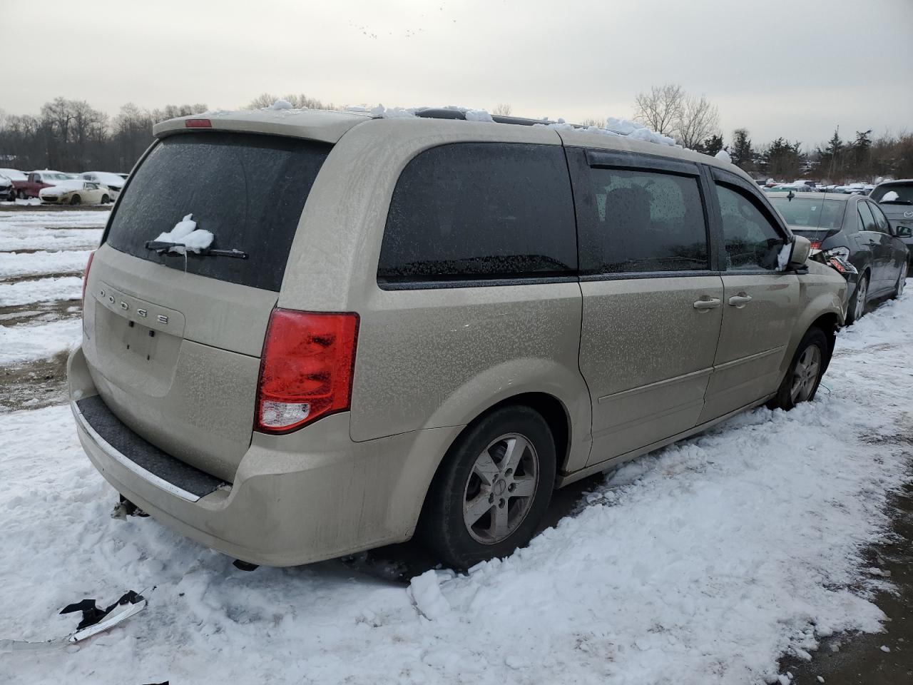 2012 Dodge Caravan - Image 3